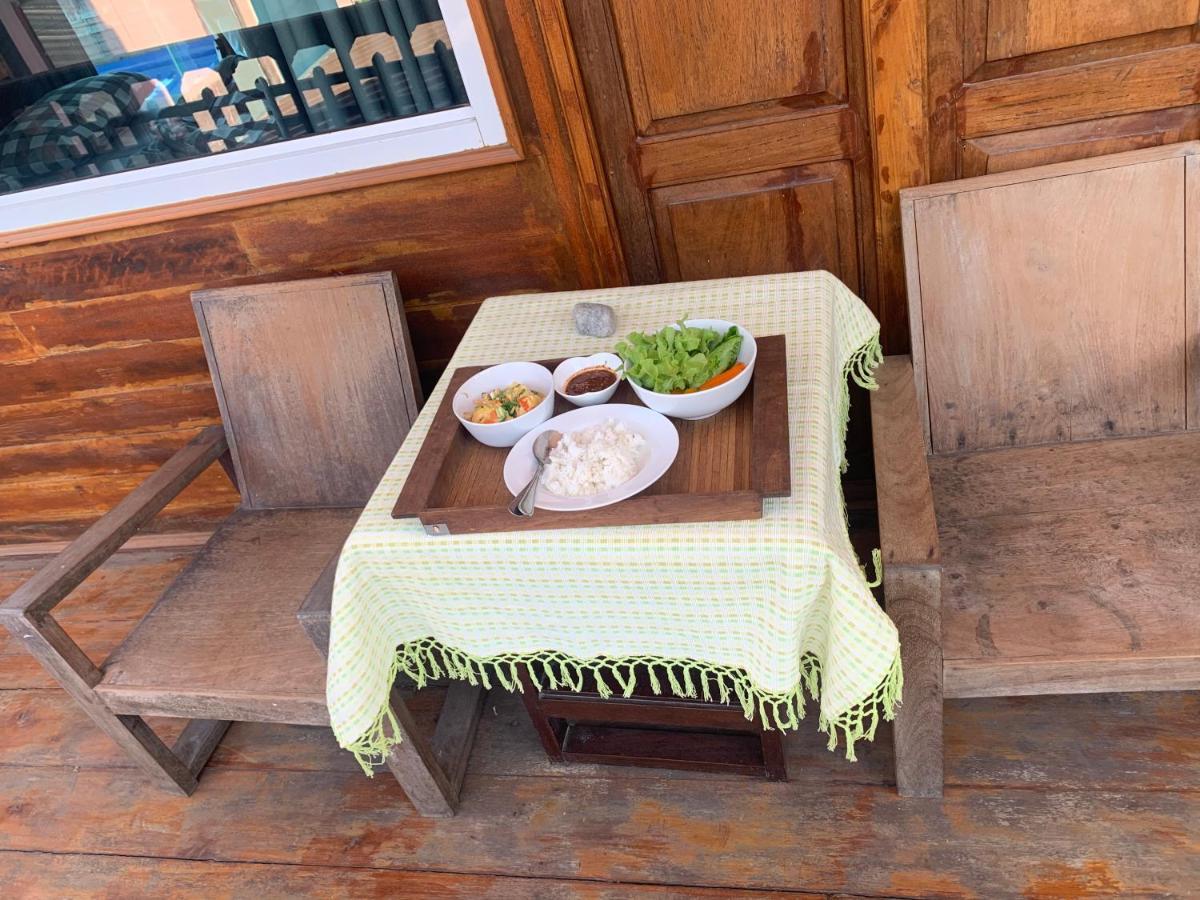 Une Jai Place เรือนอุ่นใจ Phimai Εξωτερικό φωτογραφία