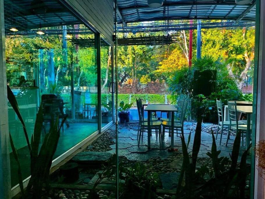 Une Jai Place เรือนอุ่นใจ Phimai Εξωτερικό φωτογραφία