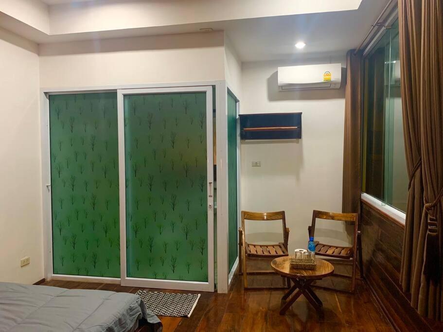 Une Jai Place เรือนอุ่นใจ Phimai Εξωτερικό φωτογραφία