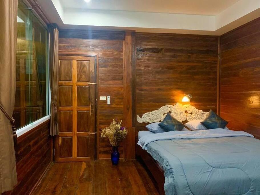 Une Jai Place เรือนอุ่นใจ Phimai Εξωτερικό φωτογραφία